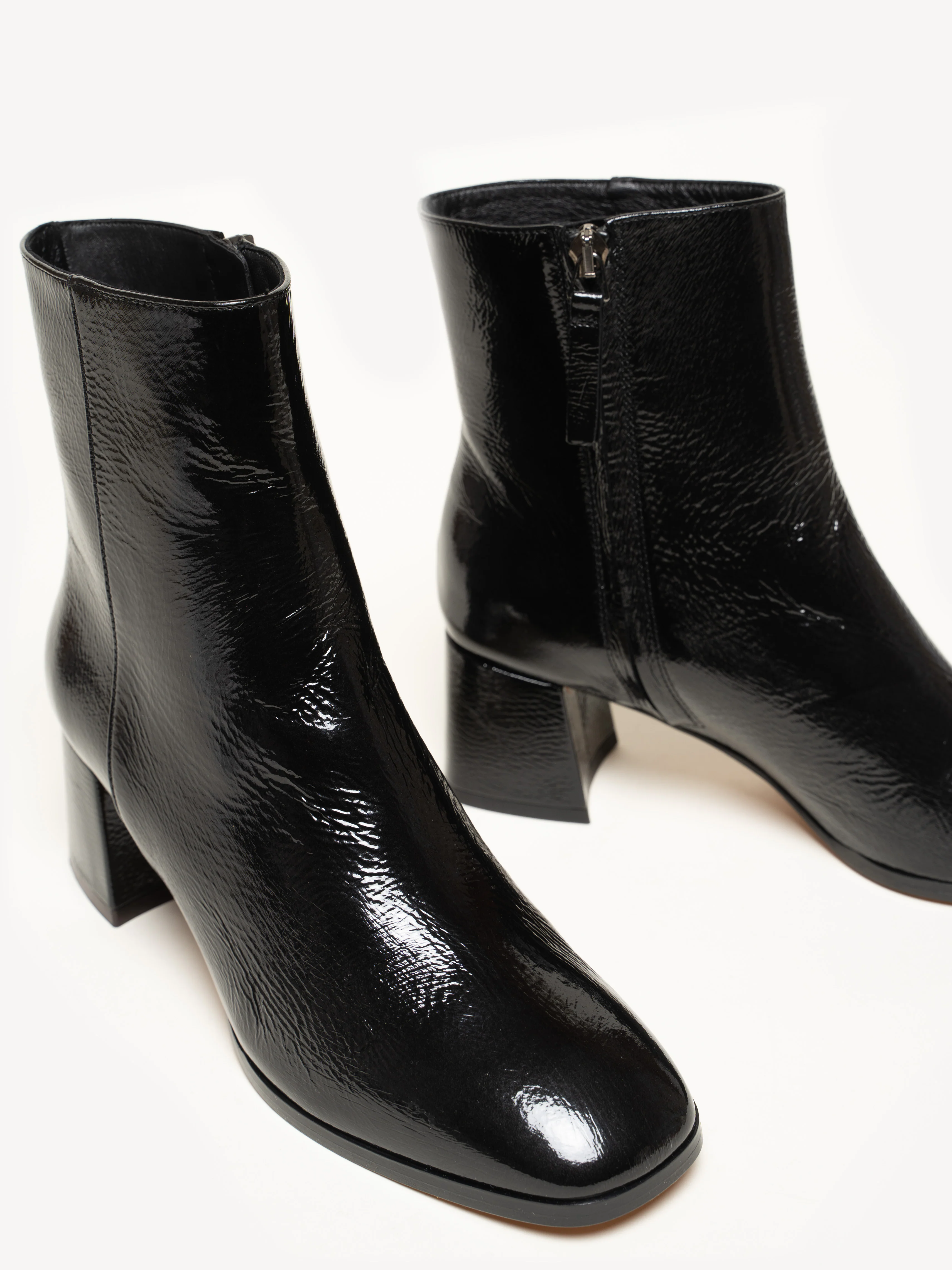 The Cristina - Image 4