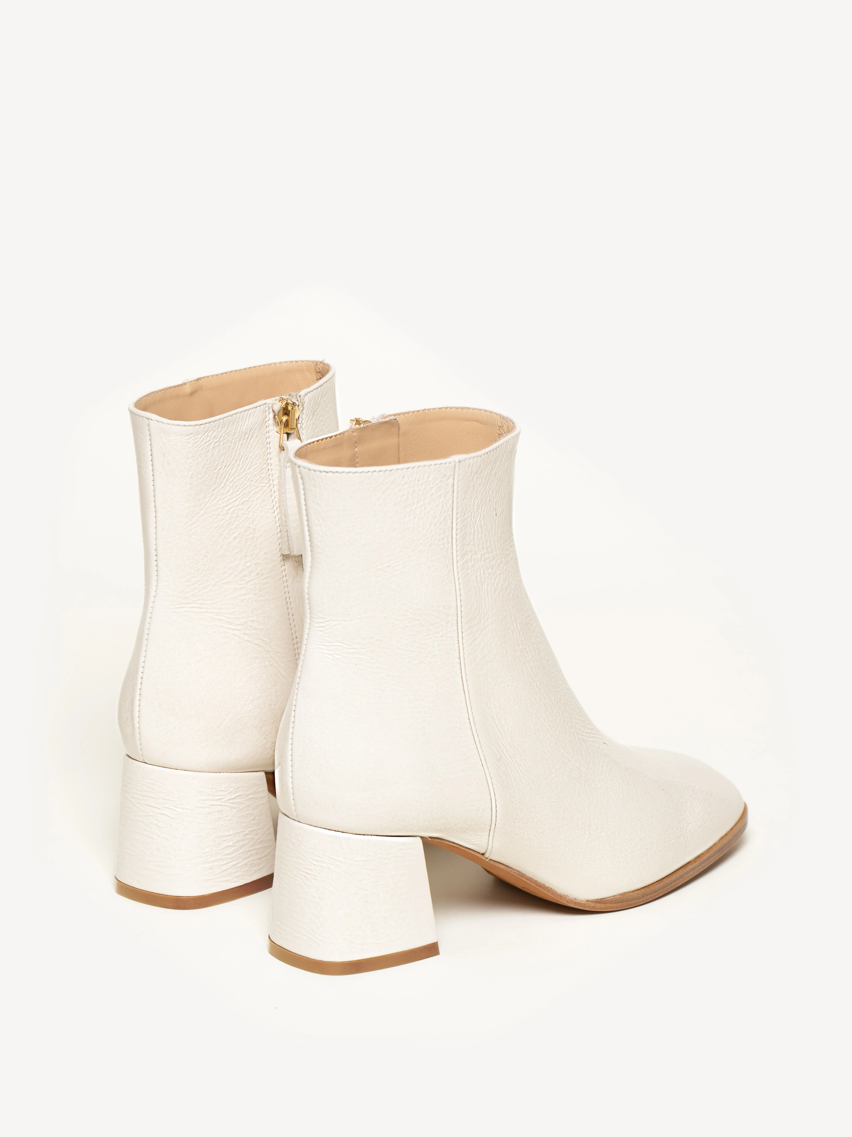 The Cristina - Image 3