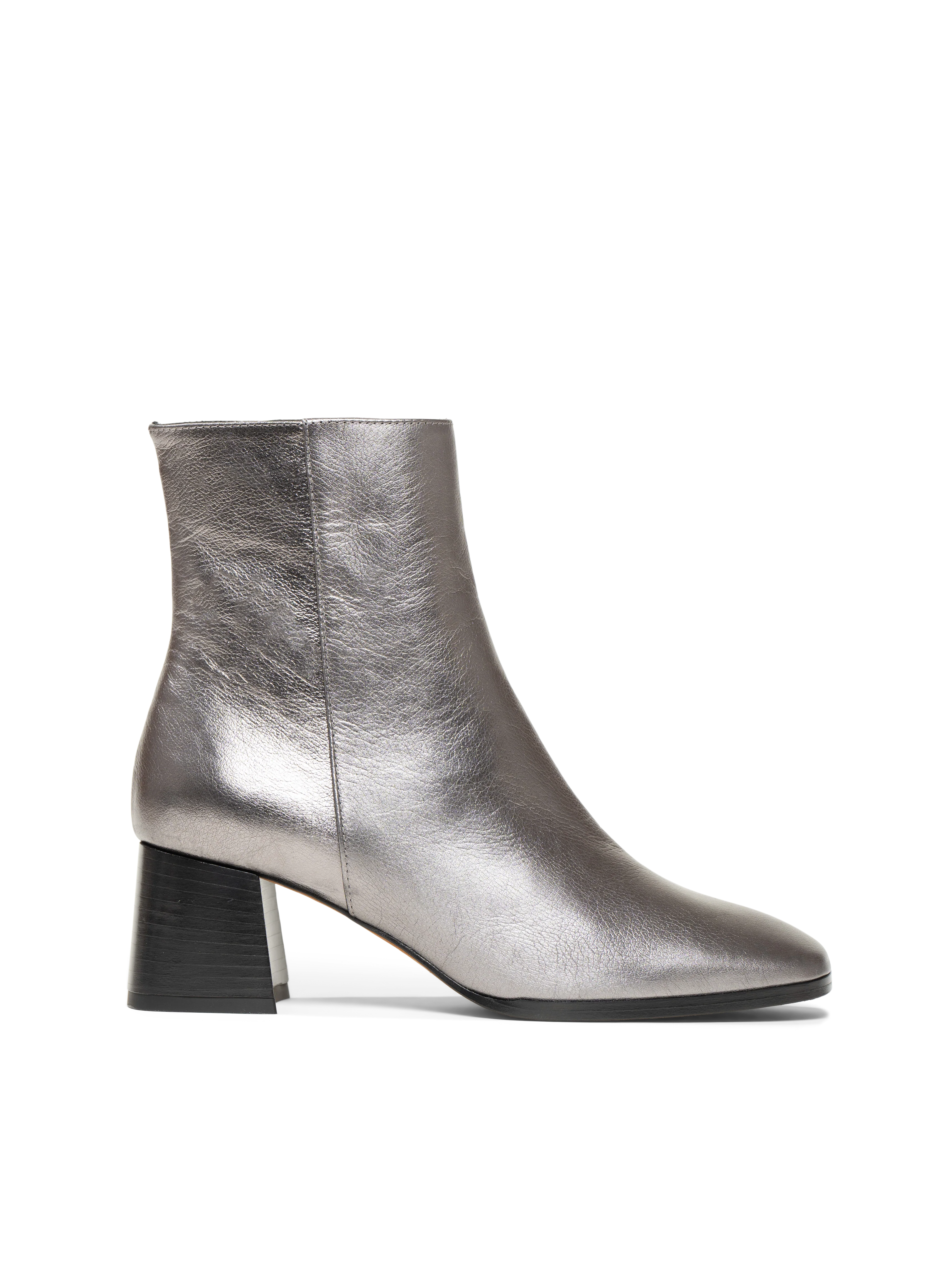 The Cristina - Image 11