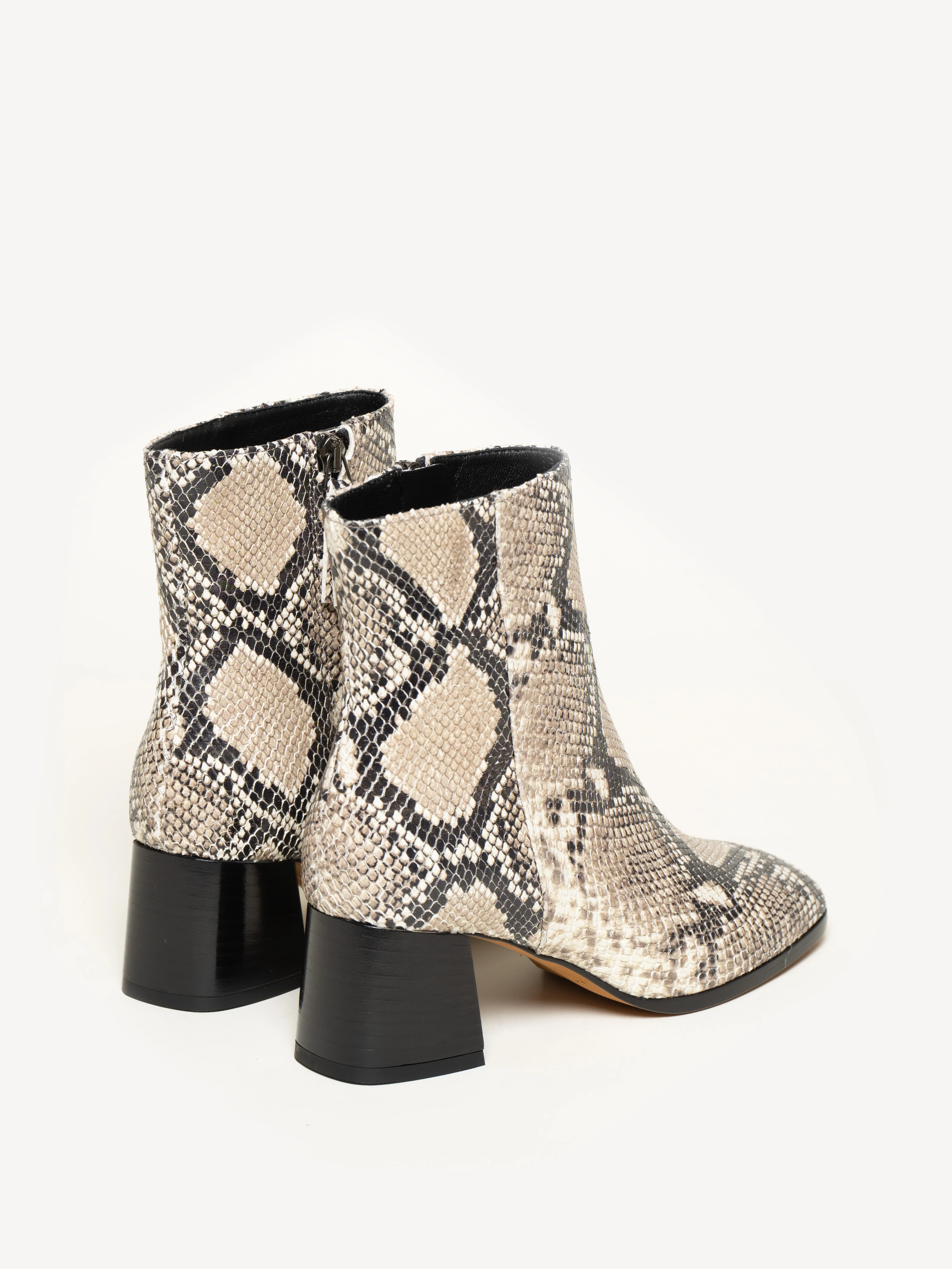 The Cristina - Image 3