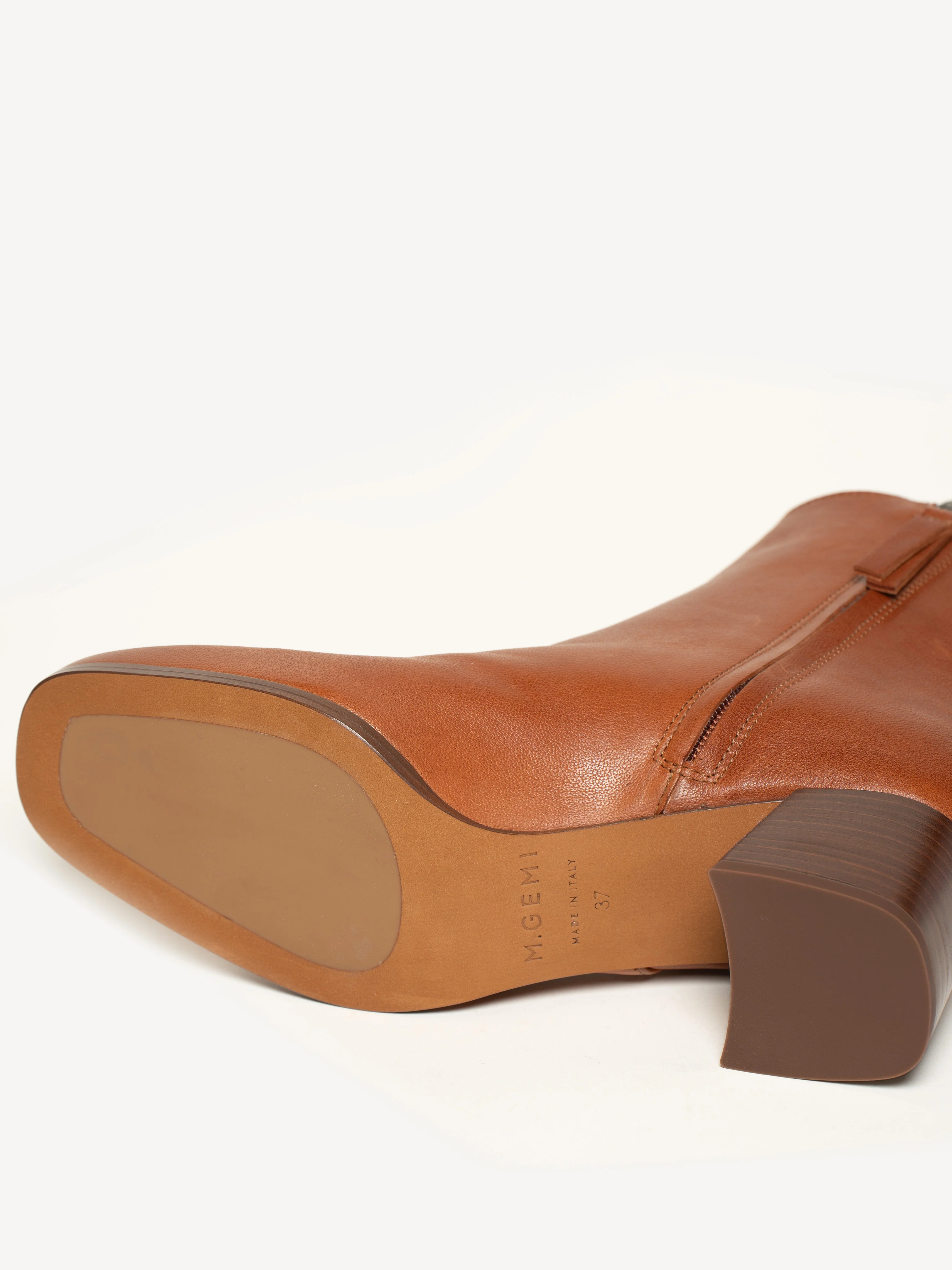 The Cristina - Image 6