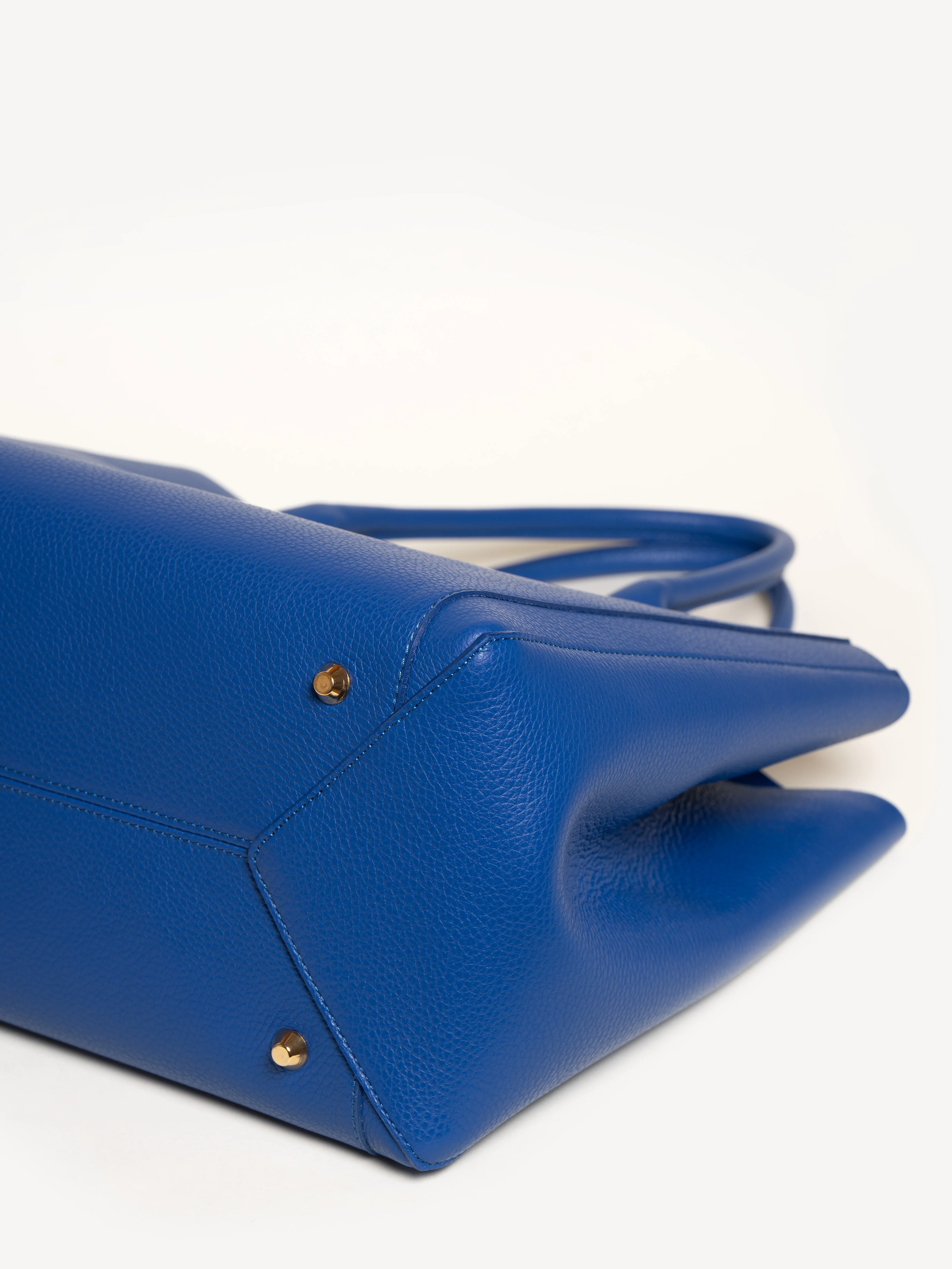 The Elena Grande Tote - Image 6