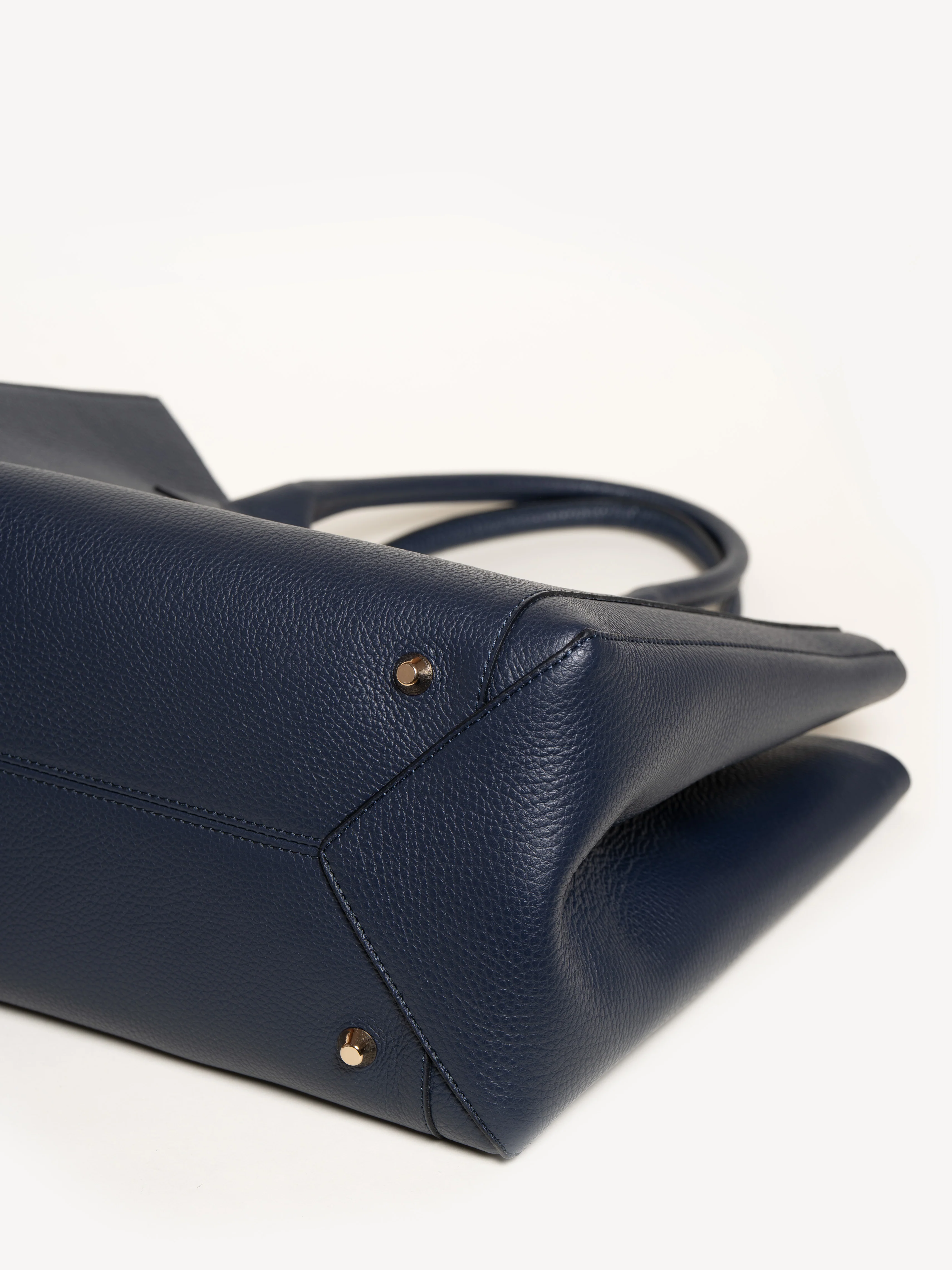 The Elena Grande Tote - Image 6