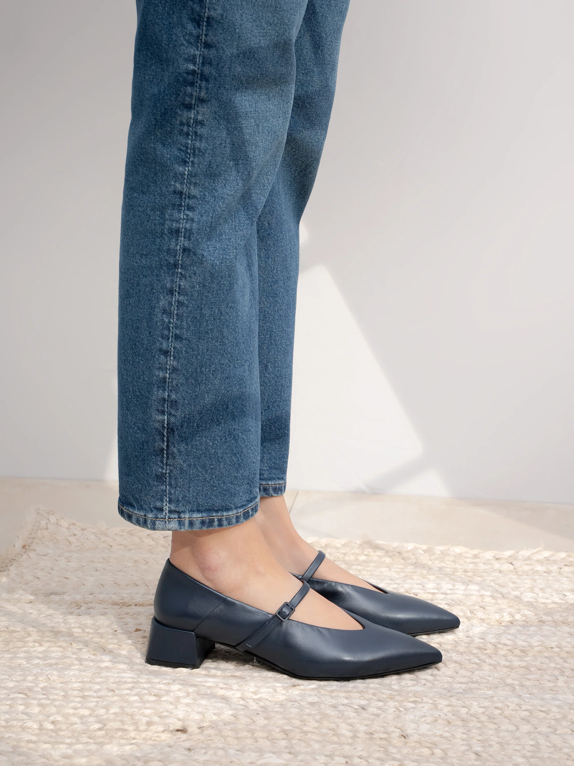 The Loriana 35MM - Image 9