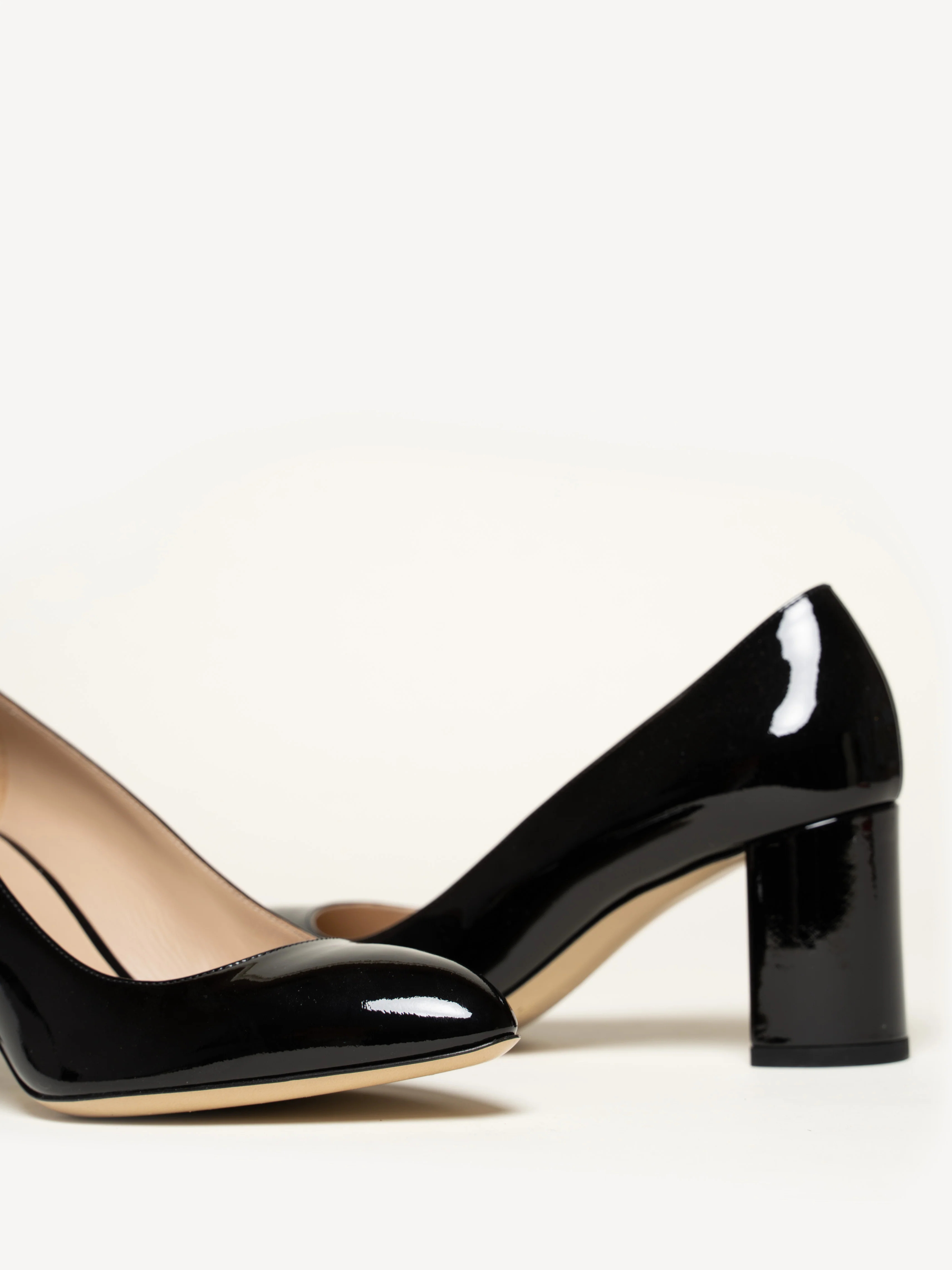 The Lustro 70mm - Image 4