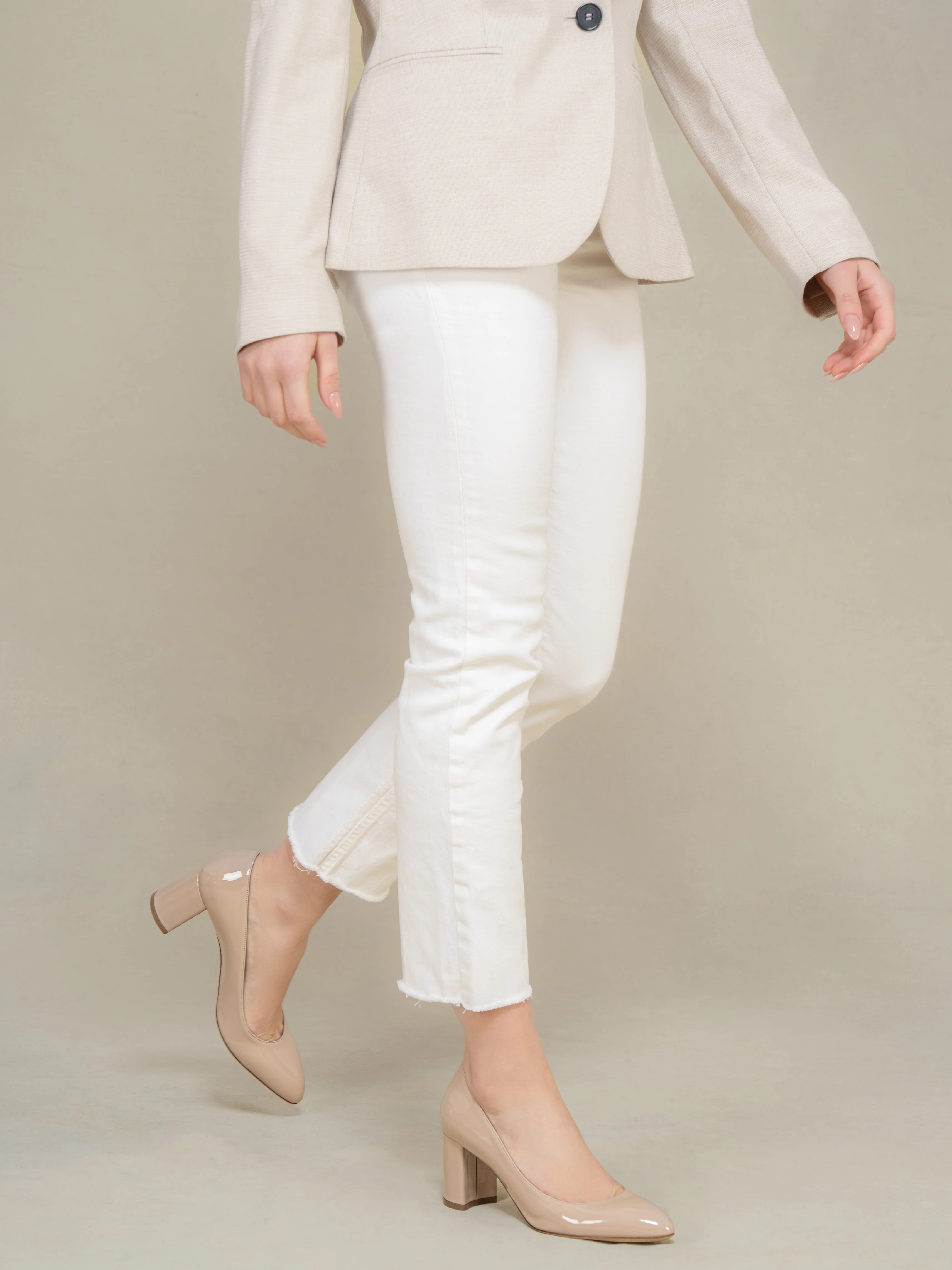 The Lustro 70mm - Image 6